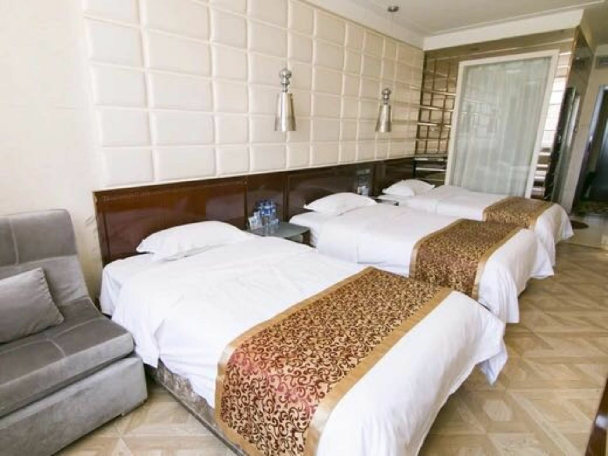 Tianjin Bindao Business Hotel Pinhaj Kültér fotó